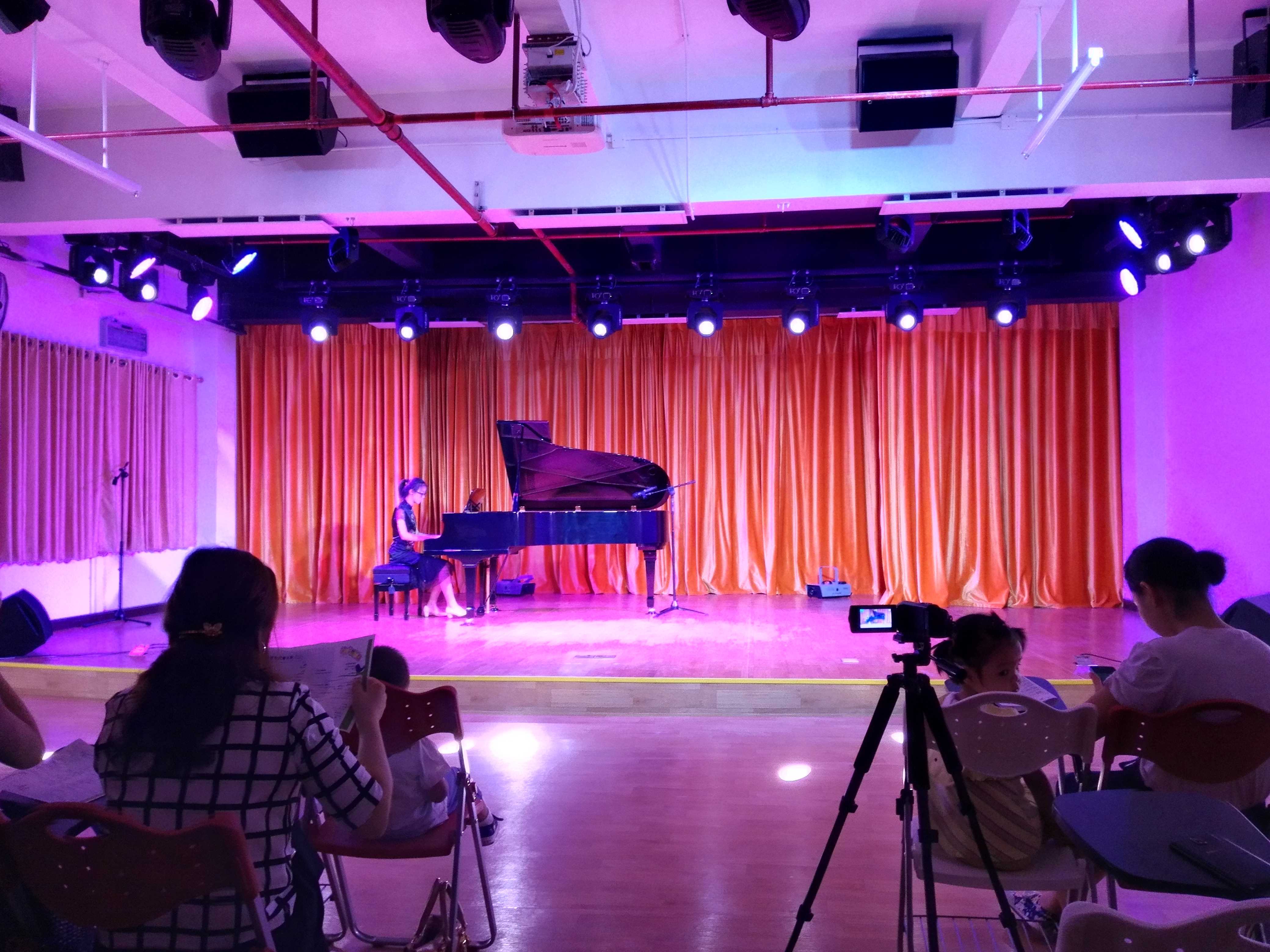 广州番禺笑言教育