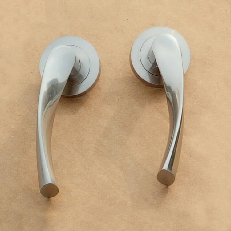 cheap price aluminum door handle