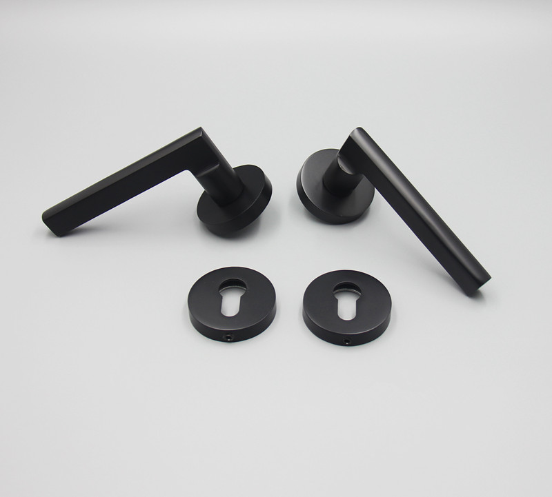 mattblackdoorhandle-7