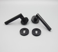 mattblackdoorhandle-7