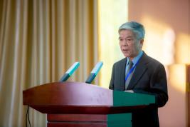 越南ai Vinh CAM教授