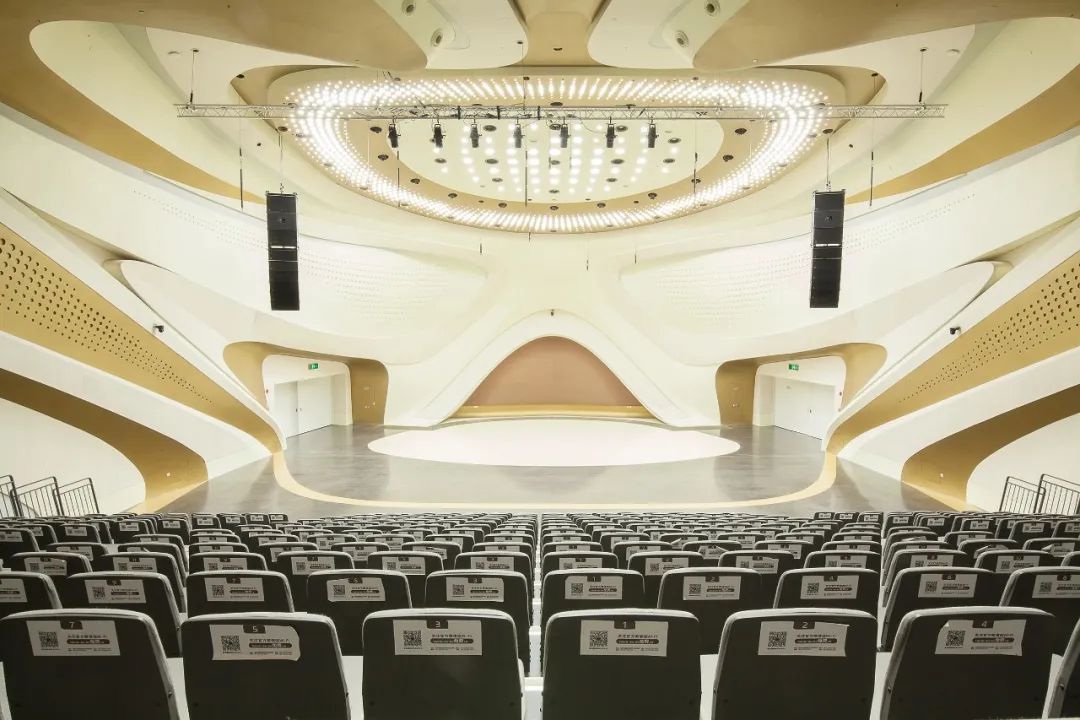 Golden Concert Hall 
