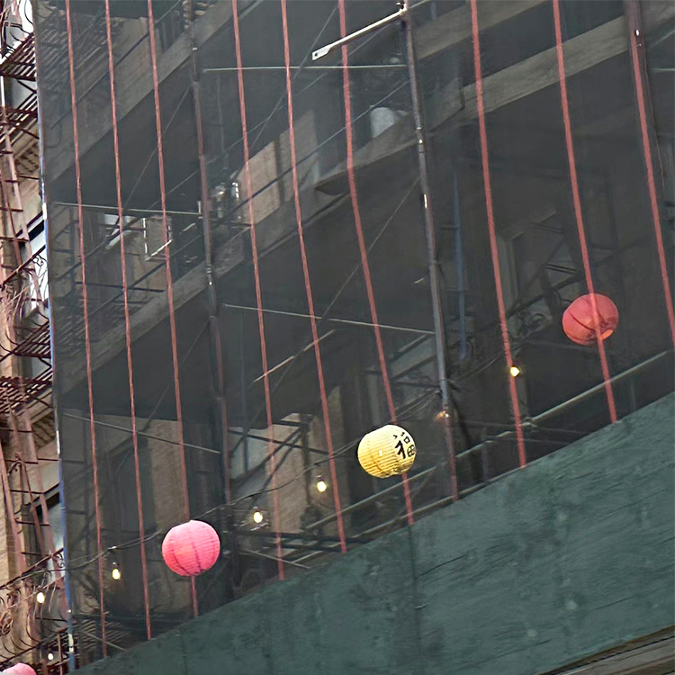 blackredscaffoldingdebrisnetting-02