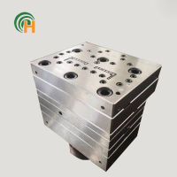 60一出二共挤门边