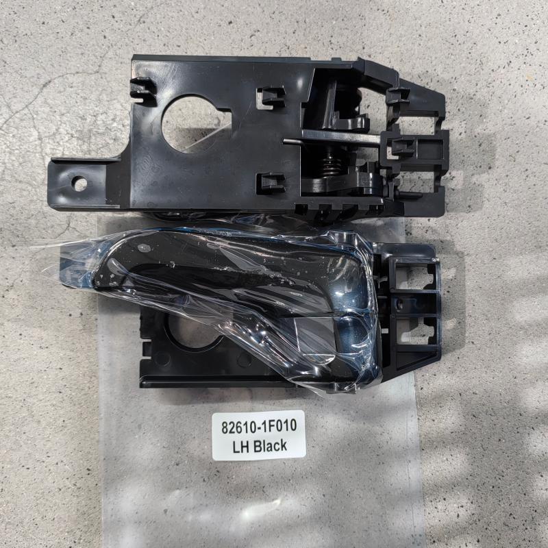 82610-1F010LHBLACK-1