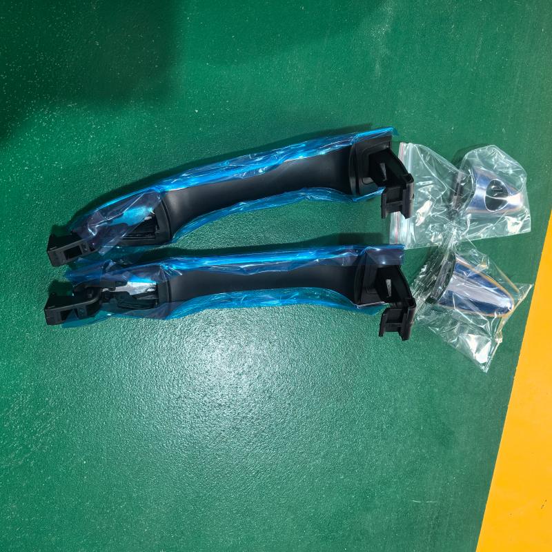 82651-2S020Chrome