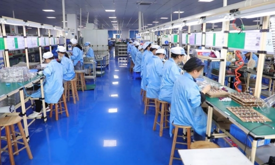 国梦电机生产车间一角。黄春华摄