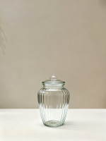 竖纹玻璃储物罐