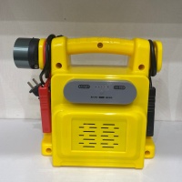 PortableCarJumpStarterWithLightPatentedProducts2026NewArrival