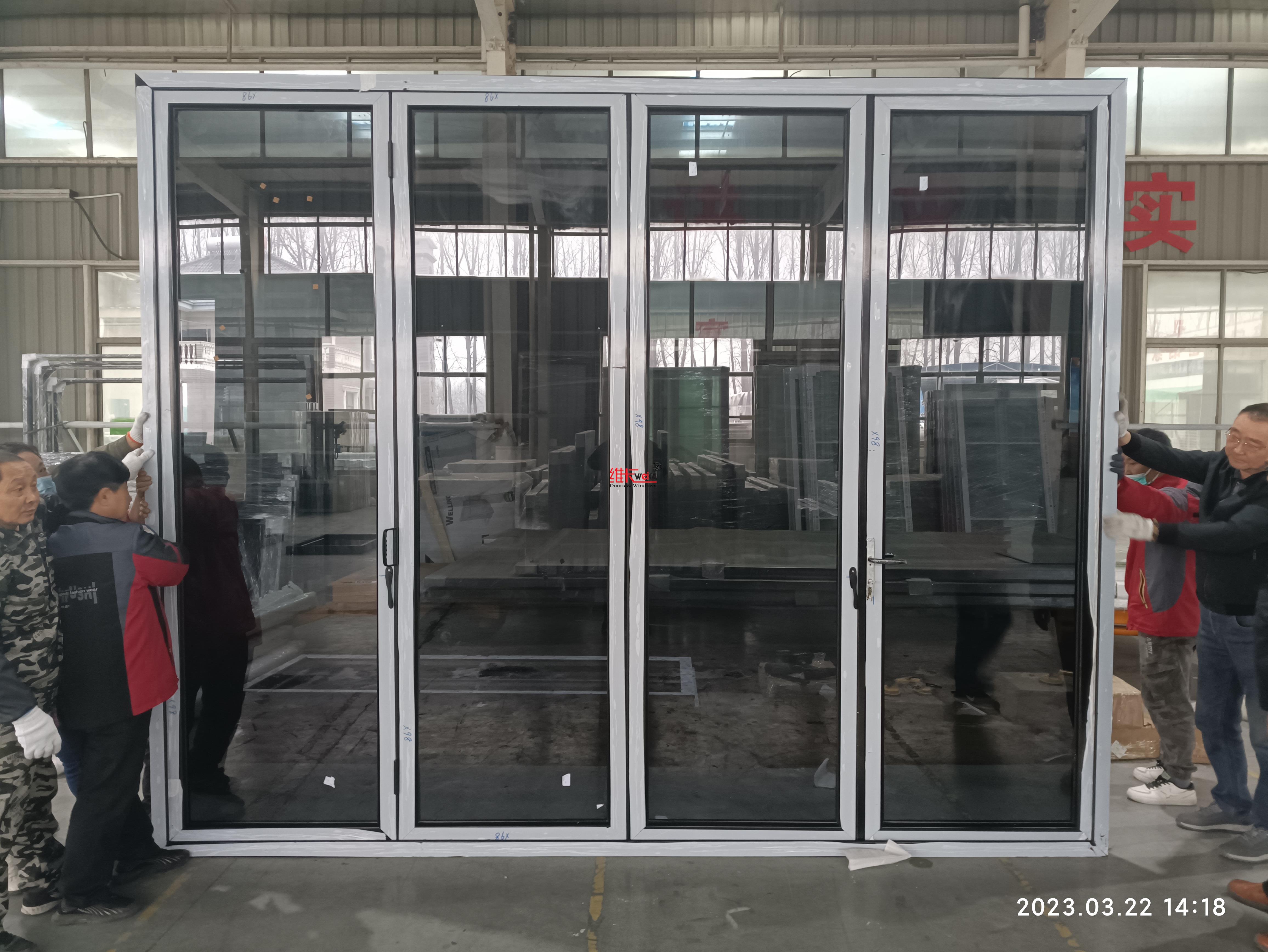 77断桥铝折叠平开门1