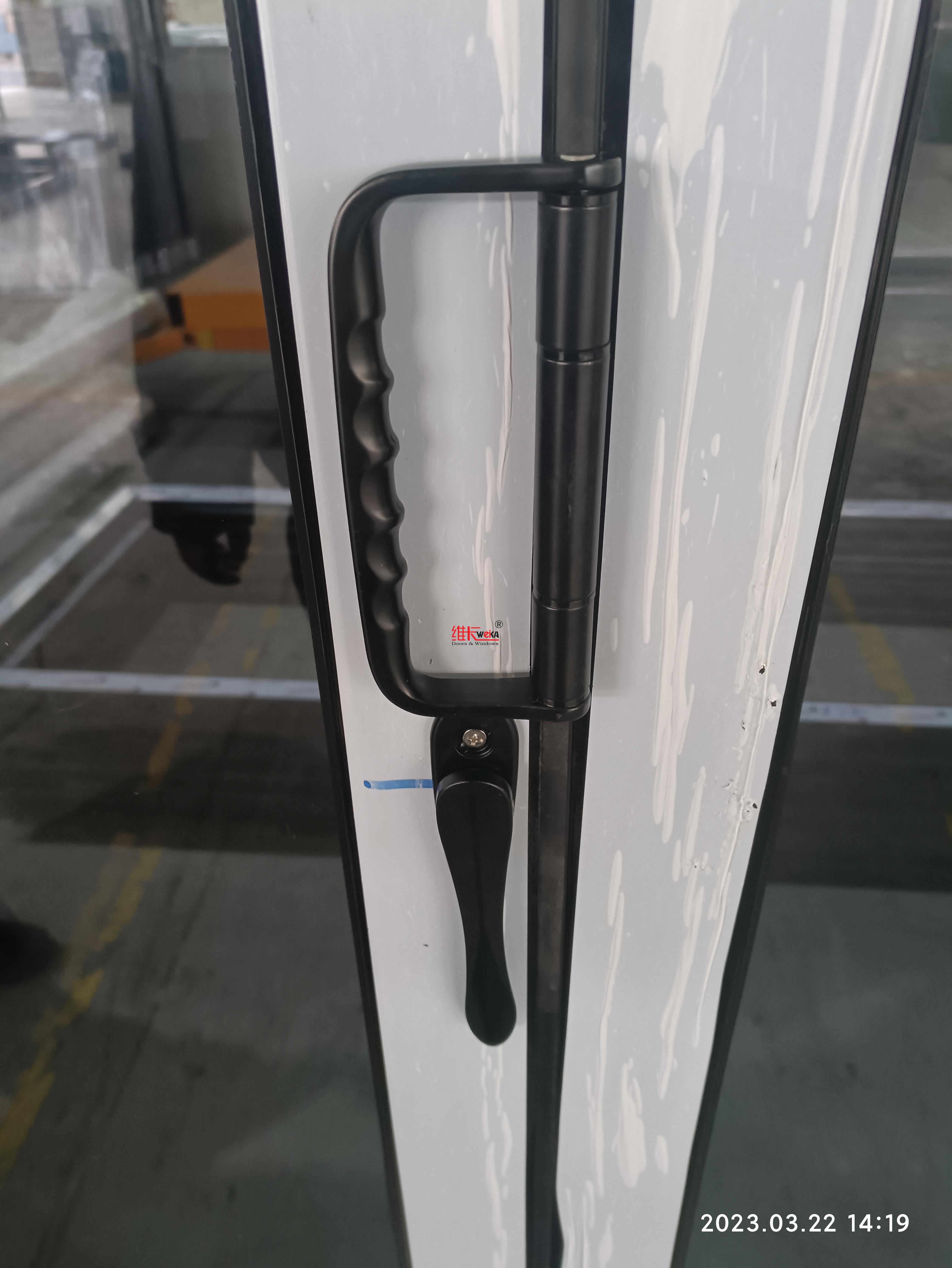 77断桥铝折叠平开门5