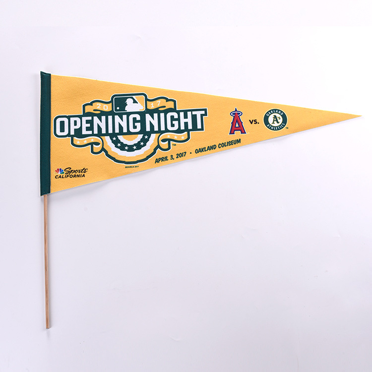 customizedFELTPENNANTWITH12”STICK