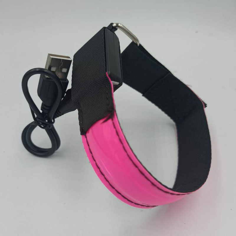GlowBracelet