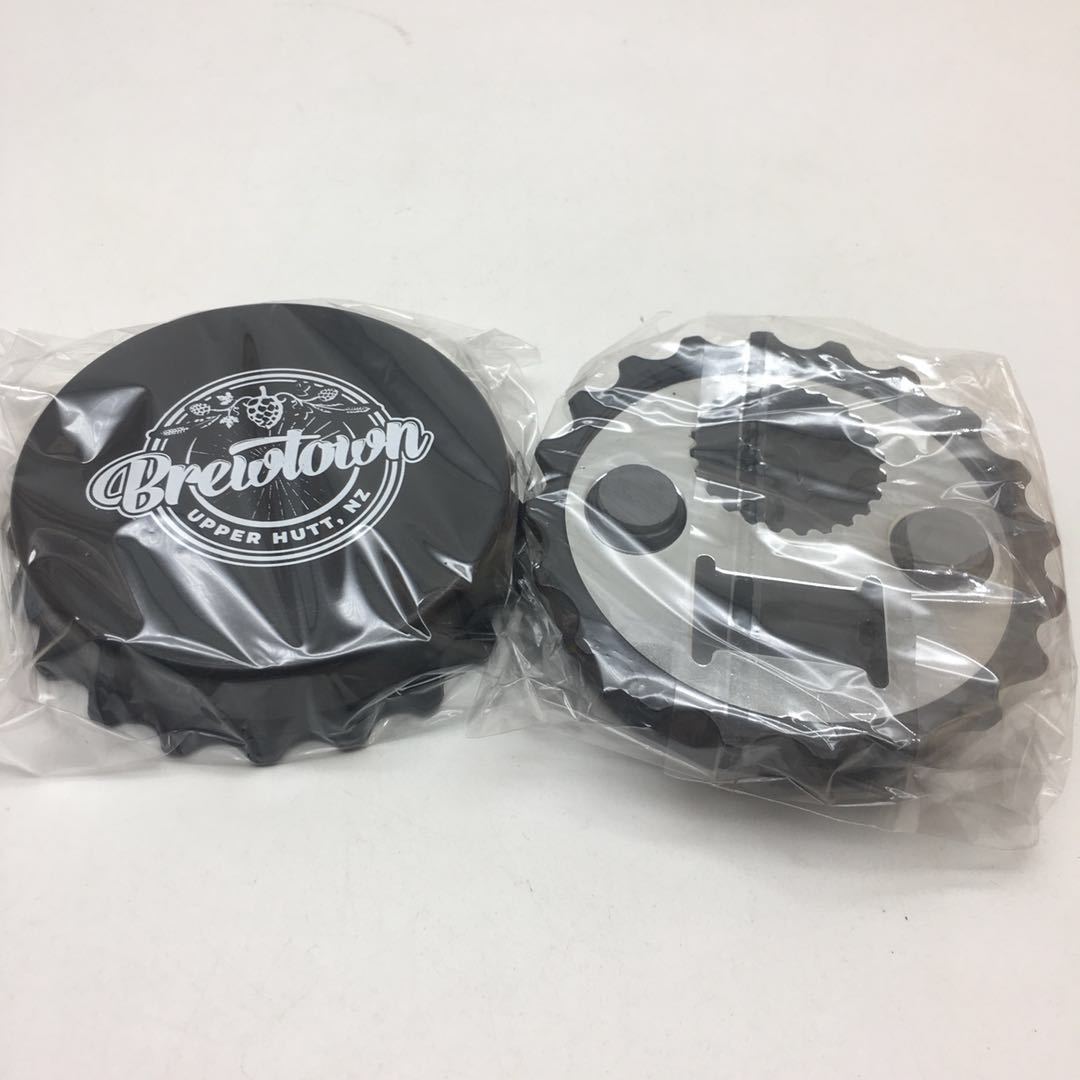 customMagneticBottleOpener