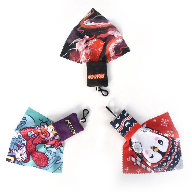 customizedKeychainMicrofiberCleaningClothLensWithCarabiner