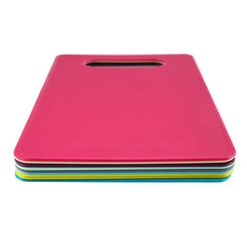 plasticCuttingBoard