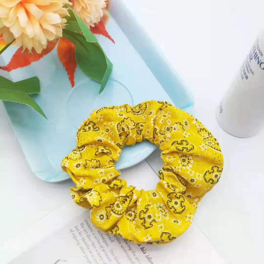 customBRACELETSCRUNCHIE