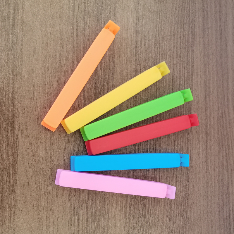 customized11cmPlasticPouchSealClip