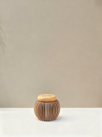 棕白相间宠物陶瓷骨灰盒