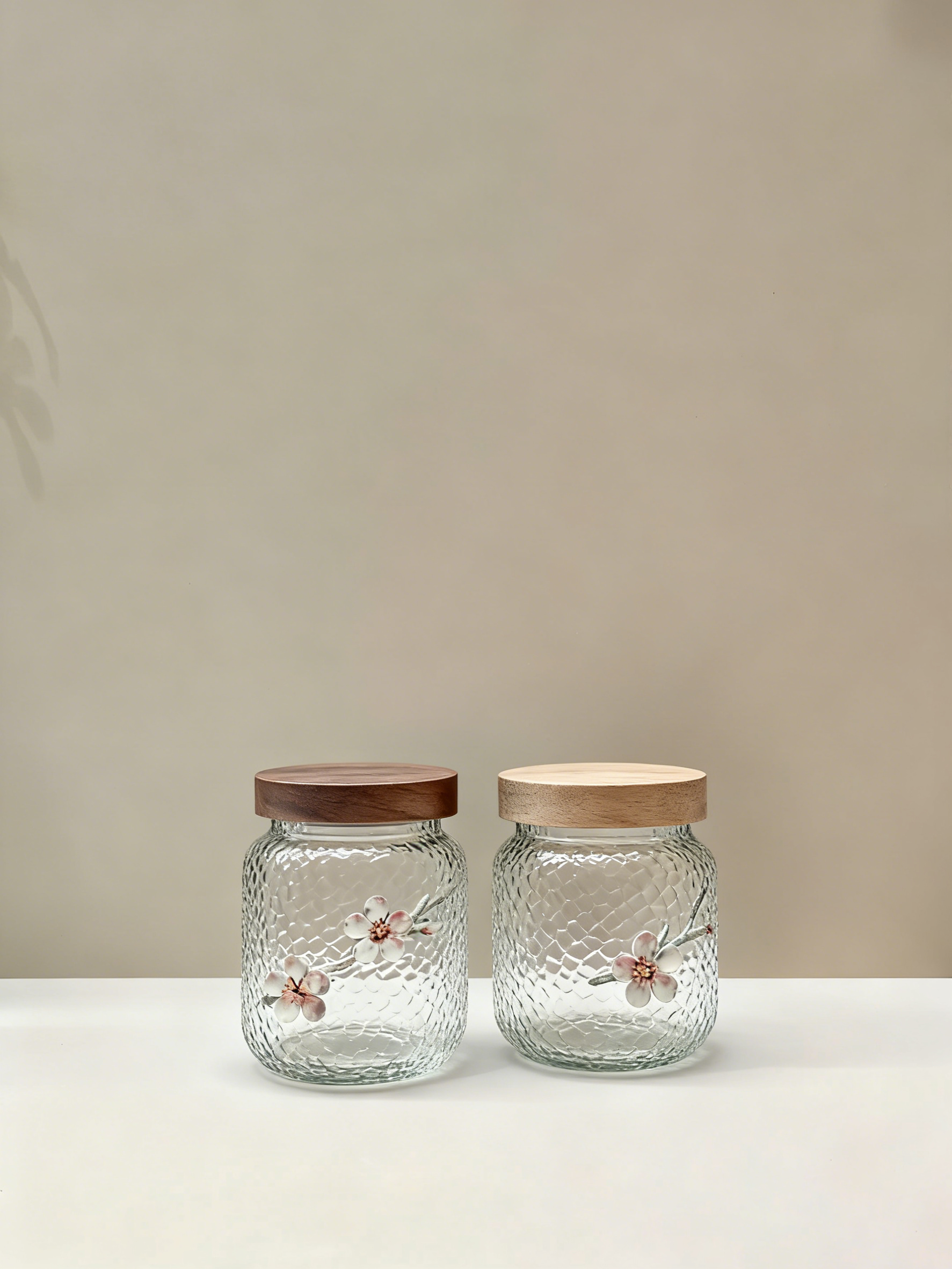 梅花锤纹玻璃收纳瓶