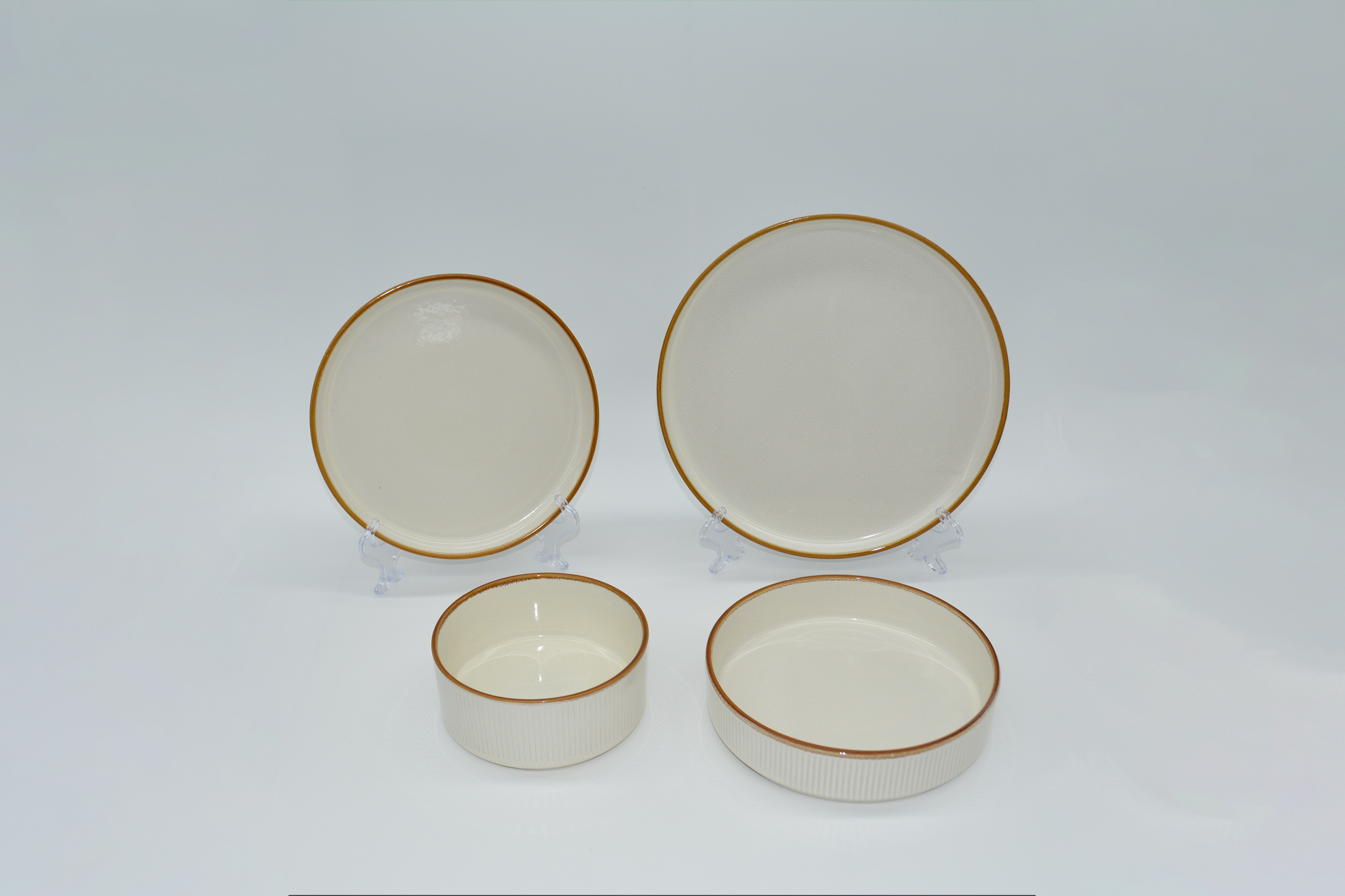 炻瓷直棱纹浅米白黄边四件套