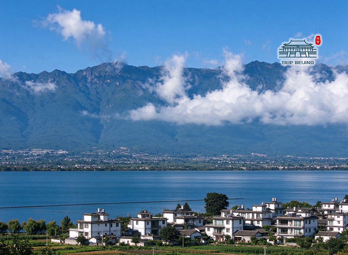 大理苍山洱海全景
