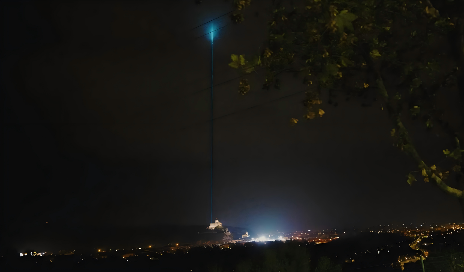920w长空星炮效果视频-图片-天空激光灯SL-LASER1500B