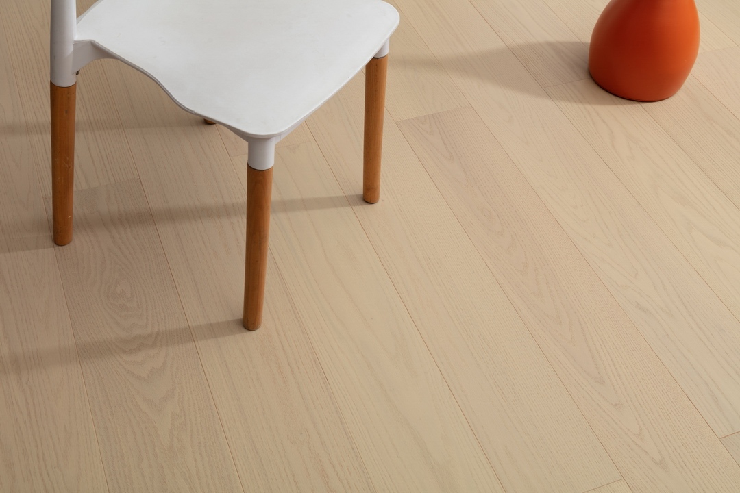 栎木三层地板-4