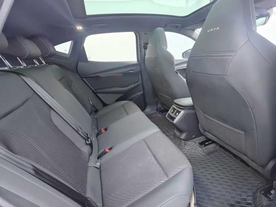 0370b8c891fec2c48f26915ad7f7db2a