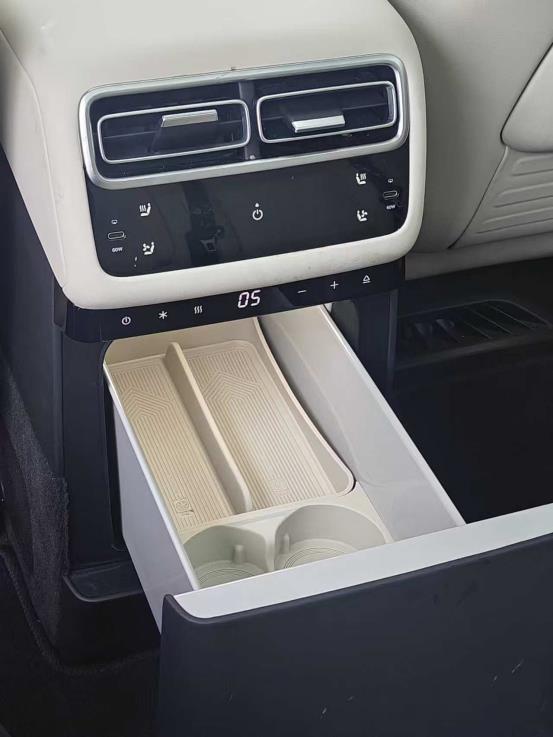 033e36bcf18356912094424e35796562