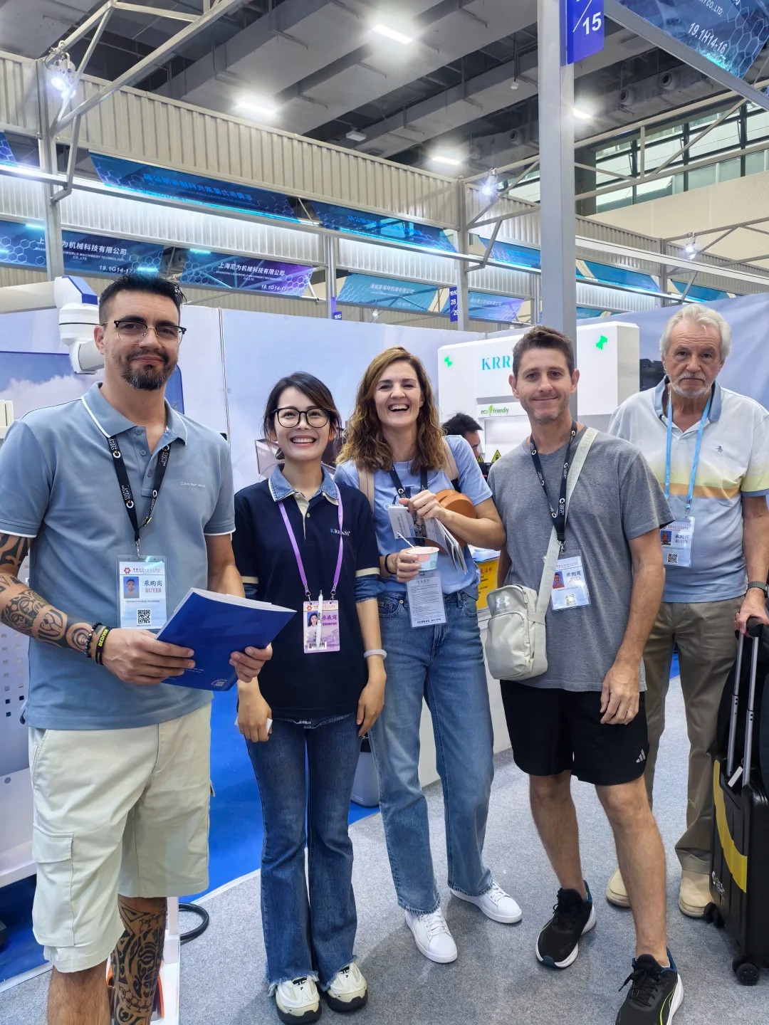 Valuable face-to-face time with global clients at the trade show. Building trust and exploring new packaging solutions together.