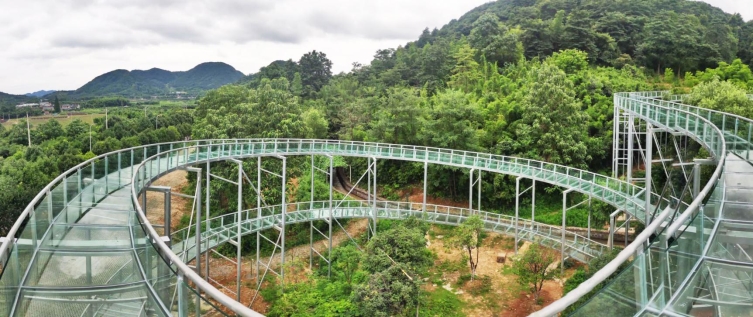 玻璃漂流水滑道 (43)