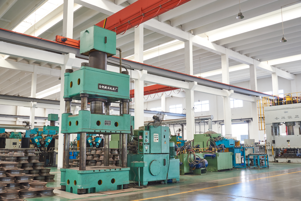 5000 kN four column hydraulic press