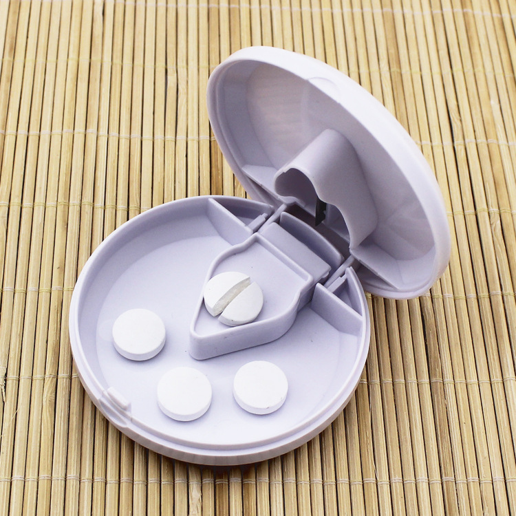 customCompactPillCutterDispenser