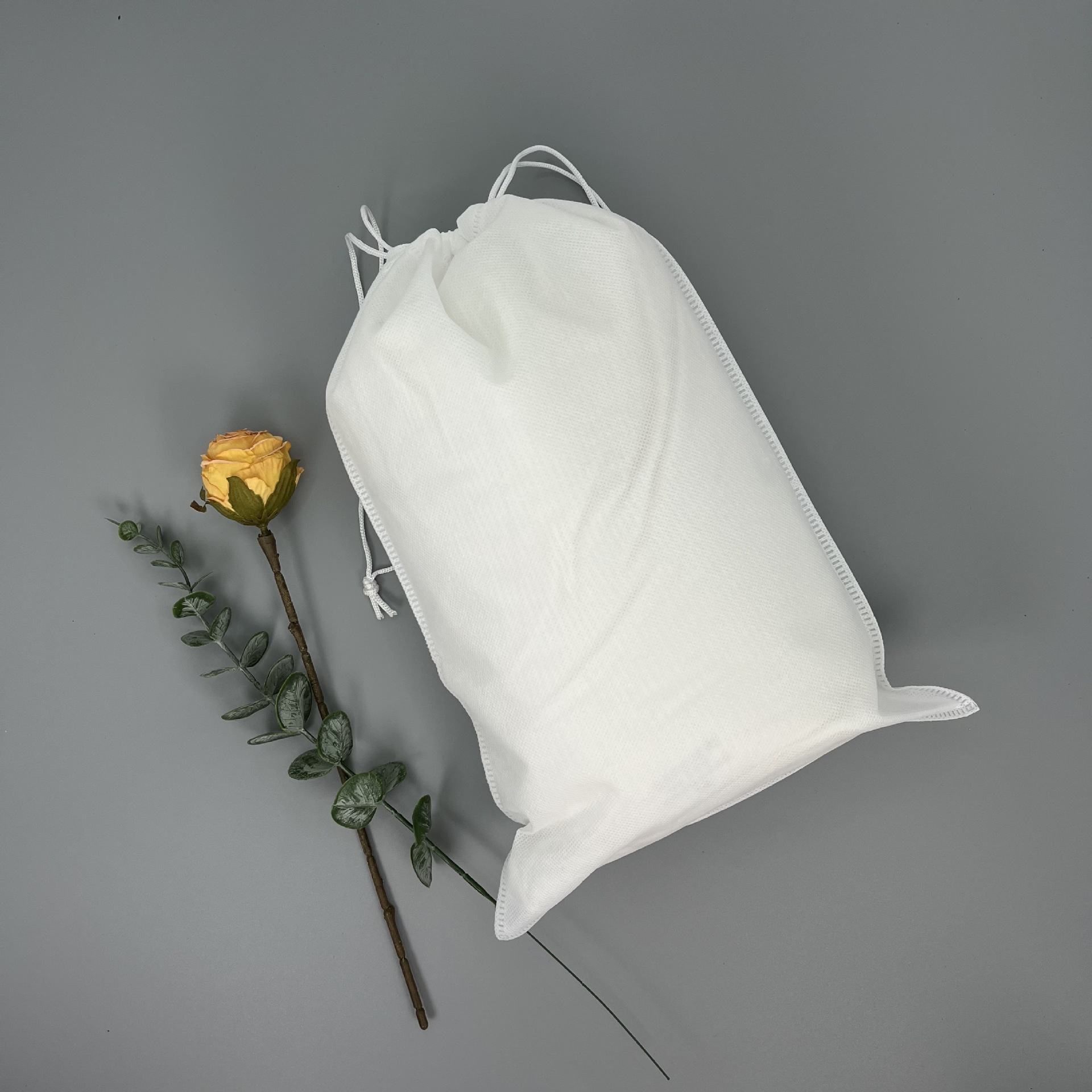 customNon-wovenDrawstringBackpack