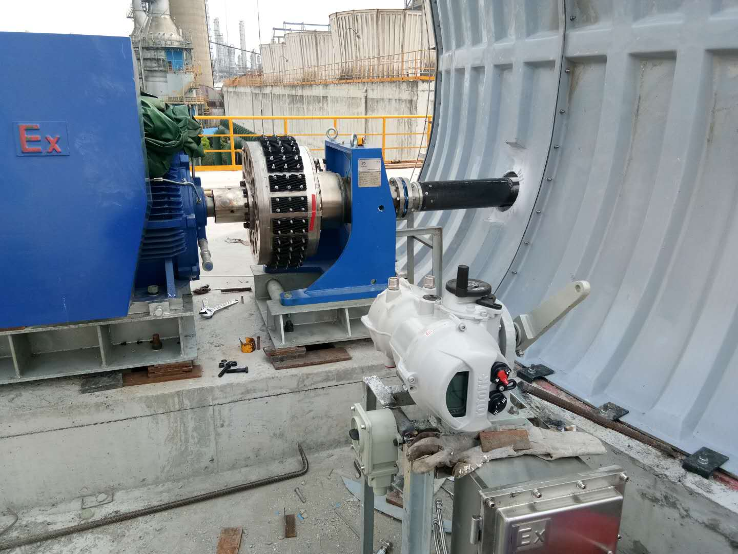 中石化宁波镇海炼化185kw冷却塔风机项目
