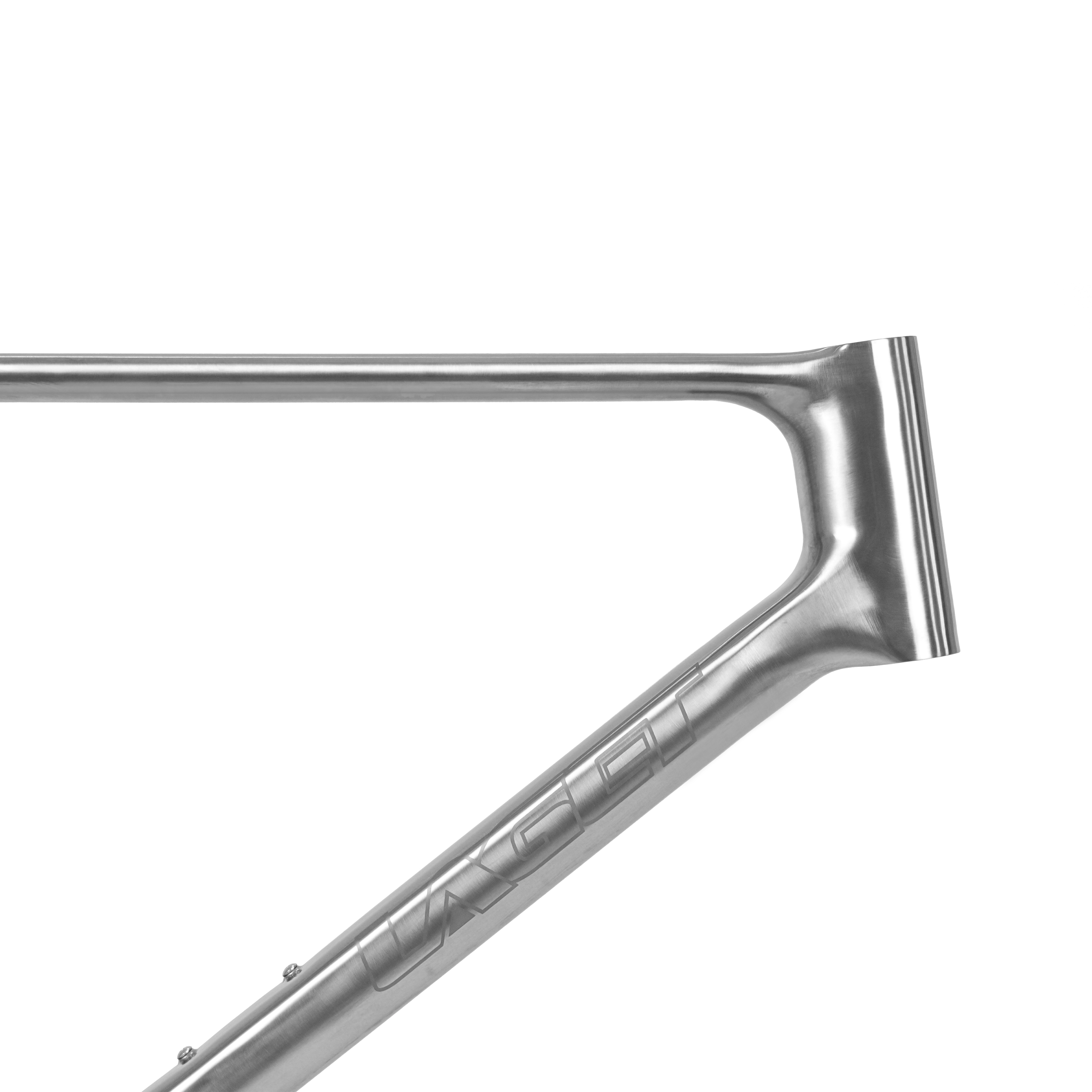 CYX03090