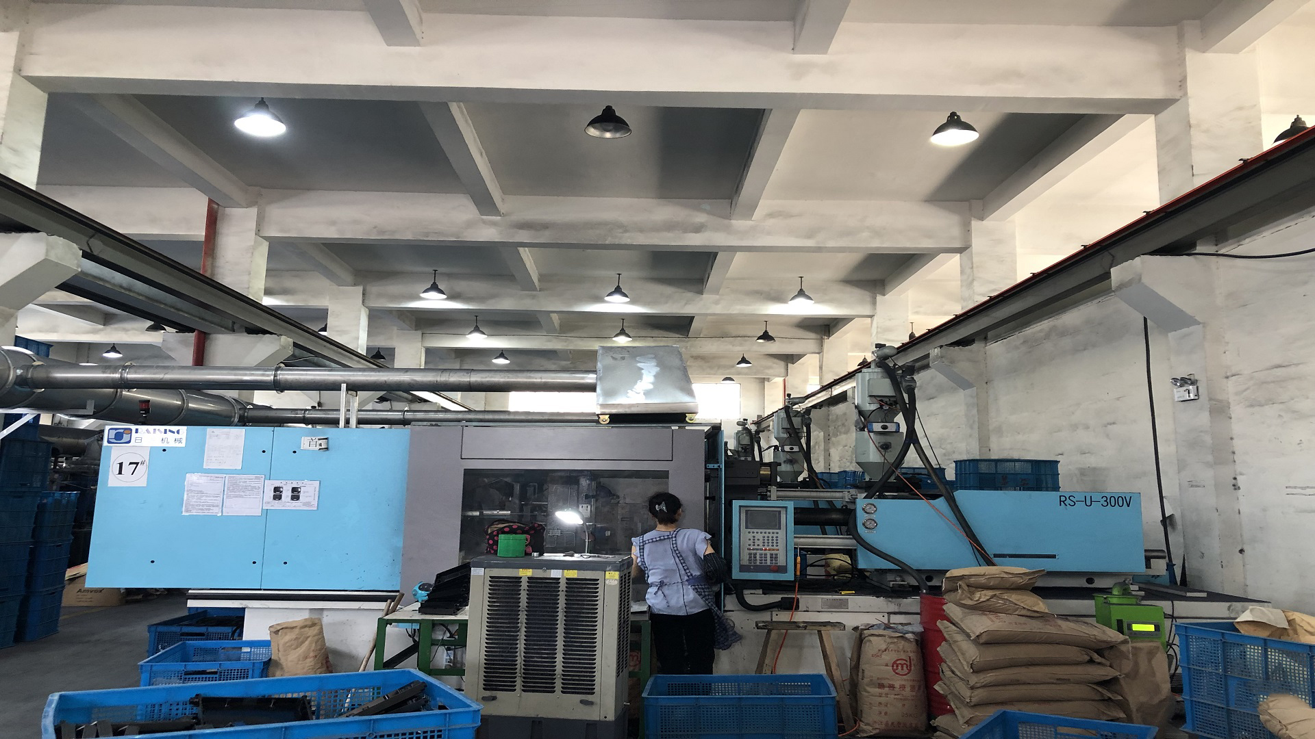 accessory making machine