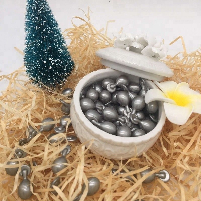 pl20756553-silver_ceramide_face_capsules_with_hyaluronic_acid_collagen_for_glowing_skin