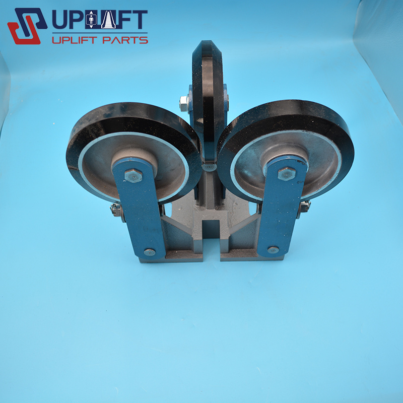 东芝滚轮导靴RG-90S-HNL90-45P6KB024P022-11