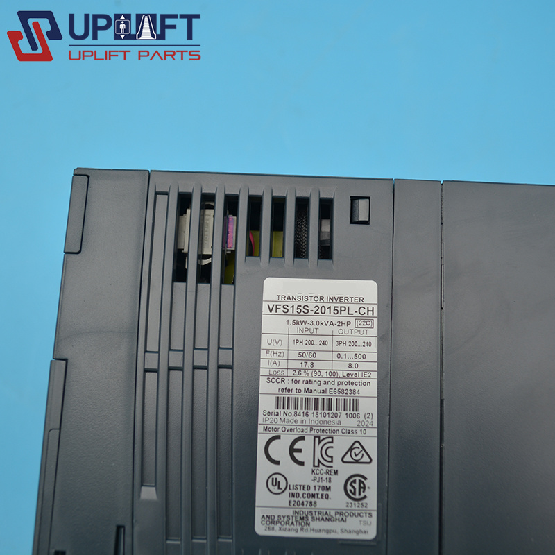 东芝变频器VFS15S-2015PL-CH-4