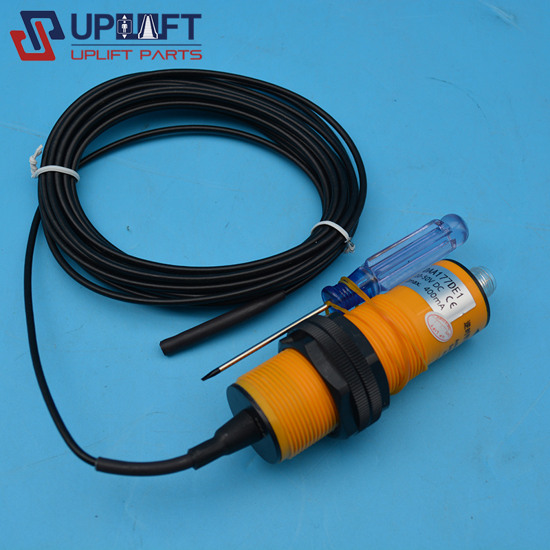 奥的斯扶梯压力传感器DAA177DE1-2