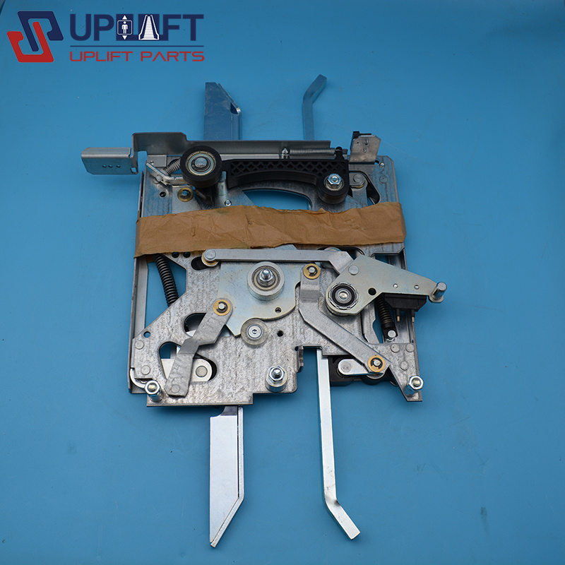 电梯轿厢门刀通力R2带锁门刀601500G131100元-3