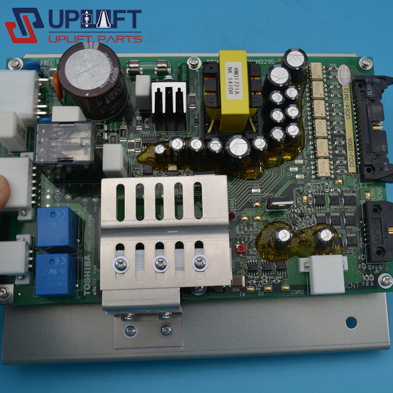 东芝门机板DCU-200A-3