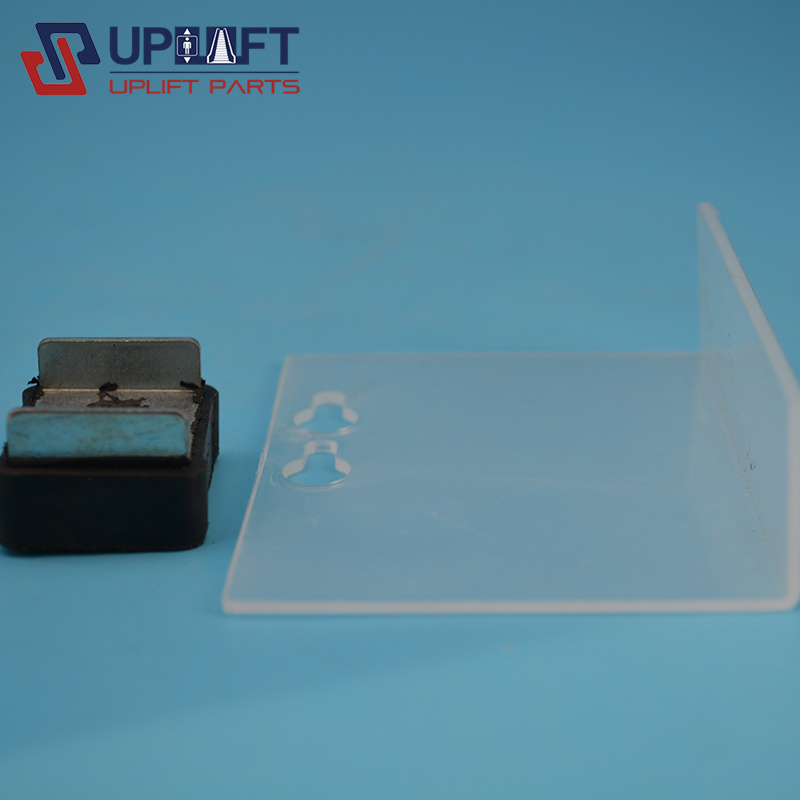 电梯厅门重锤减震垫层门防撞块层门重锤橡胶块4.5元-5