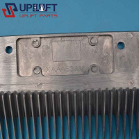 XAA453AV奥的斯自动人行道-自动扶梯铝合金梳齿板长200mm宽143mm21元-1