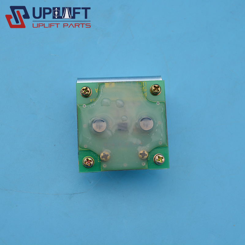 东芝CL200板子PM-100UCE7-31D2500元-4