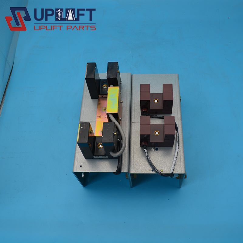 P226018B000G23L200三菱平层继电器整套带支架920元-3