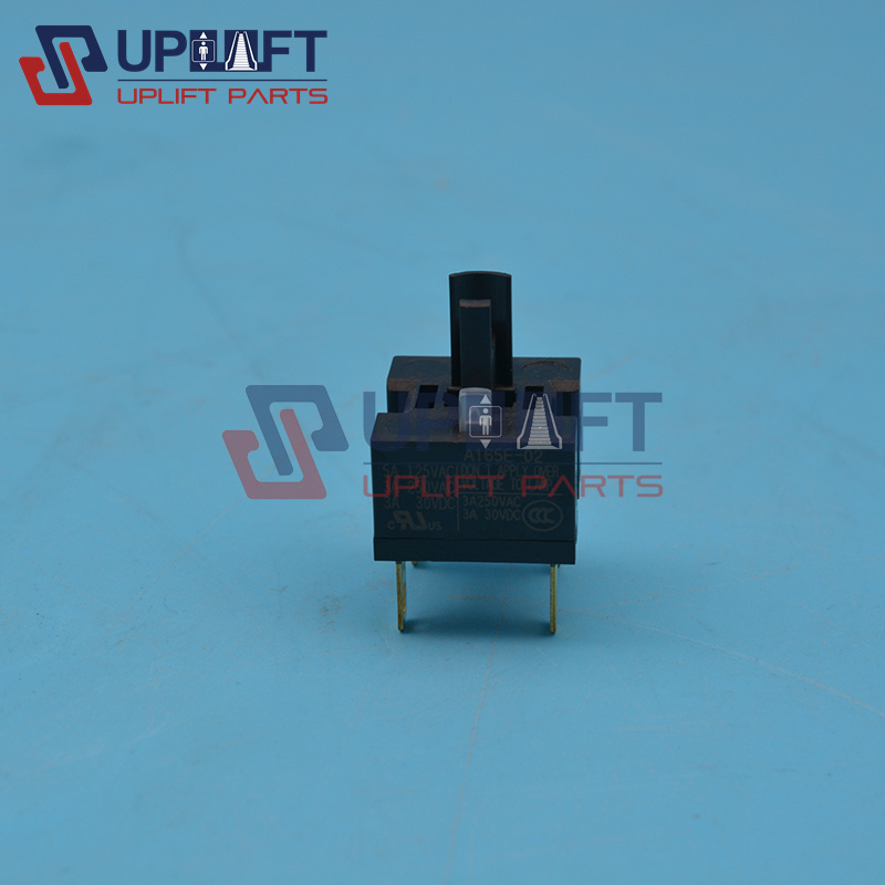 A165E-02欧姆龙急停按钮开关触点模块80元-1
