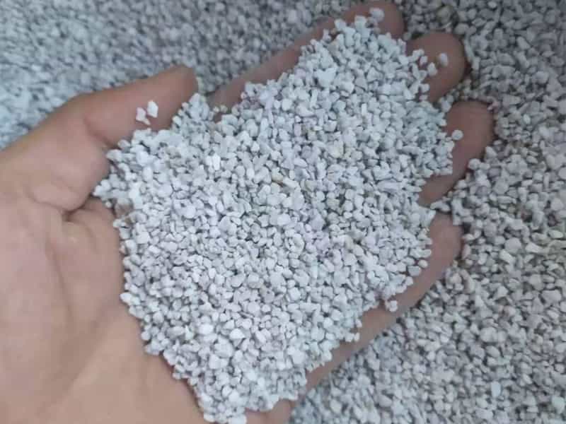 fdea75647b3e4beca48547bbb9bf17e2